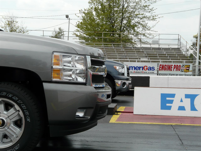 Illustration for article titled Jalopnik's 2009 Pickup Truck Comparison Head-To-Head Jubilee Event Challenge Spectacular!